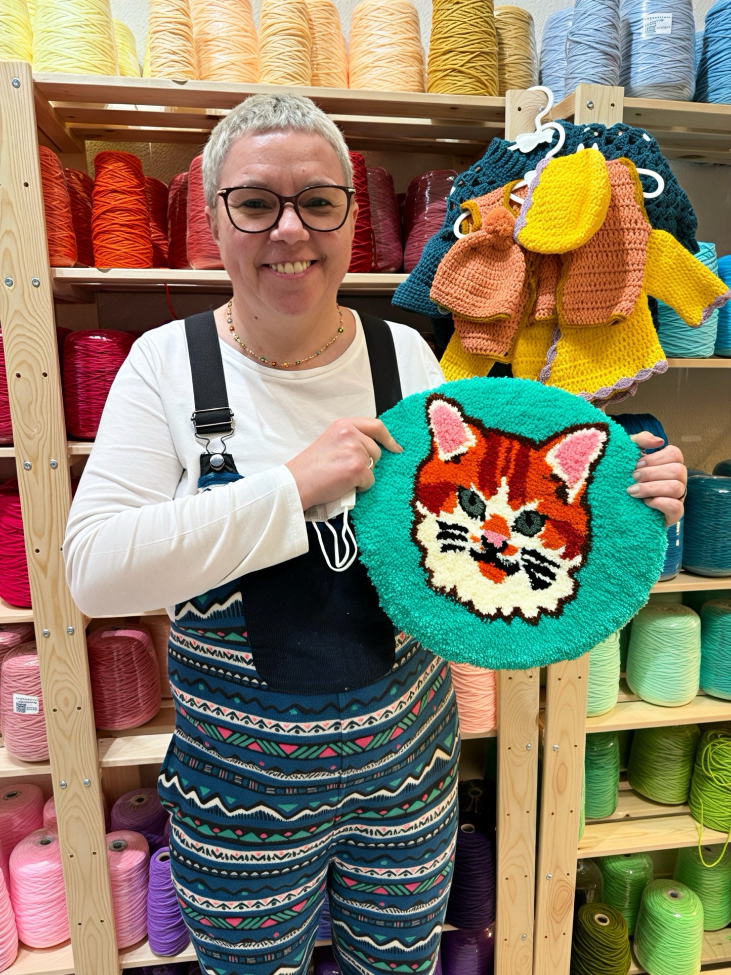 Tufting workshop: Design & Tuft you Rug: A Creative Workshop Experience in Sitges.